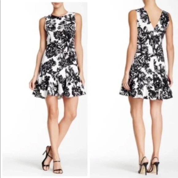 Rebecca Taylor Black and White Floral Sleeveless Splashed Flowers Flippy Dress - Picture 2 of 7